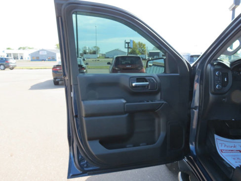 Used 2021 Chevrolet Silverado 1500 Custom image 9