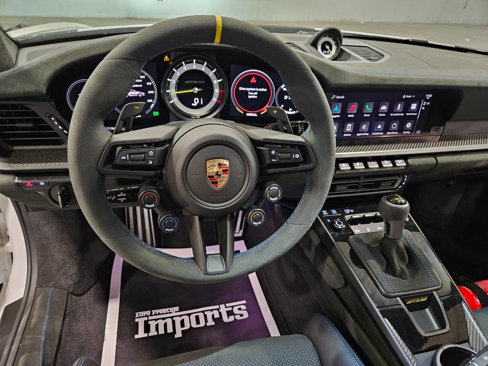 Used 2025 Porsche 911 GT3 RS image 37