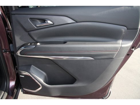 Used 2024 Chevrolet Traverse RS image 19