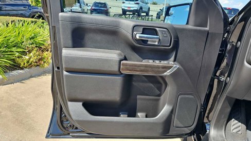Certified 2021 Chevrolet Silverado 1500 RST image 23