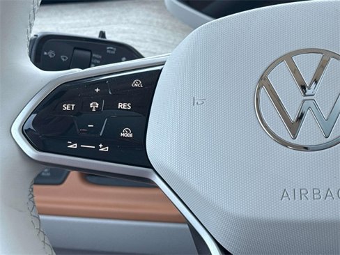 New 2025 Volkswagen ID. Buzz Pro S Plus image 9