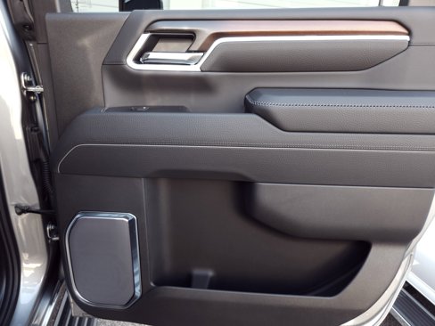 New 2025 GMC Sierra 2500 Denali w/ Denali Reserve Package image 38