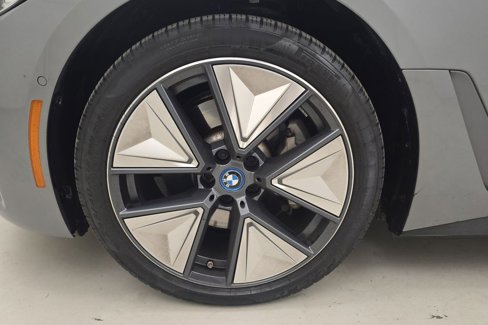 Used 2024 BMW i4 eDrive35 w/ Premium Package image 11