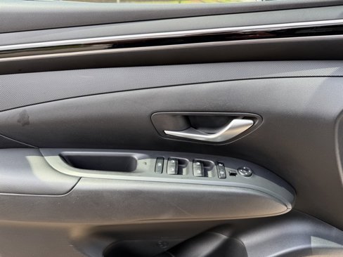 Used 2023 Hyundai Santa Cruz SEL Premium image 13