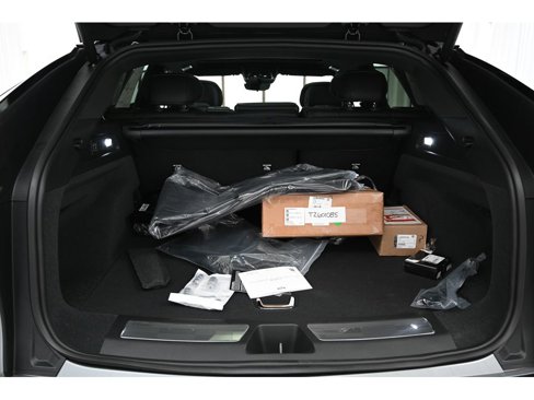 New 2026 Cadillac Lyriq V w/ Exterior Carbon Fiber Package image 45