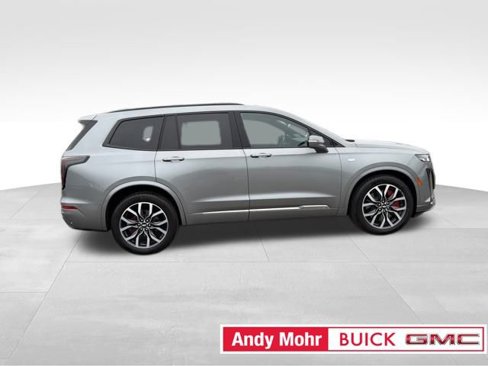 Used 2024 Cadillac XT6 Sport image 13