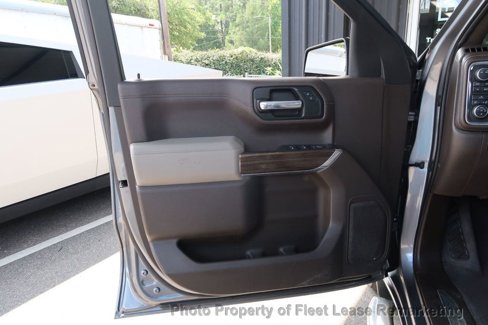 Used 2021 Chevrolet Silverado 1500 LT w/ Convenience Package II image 13