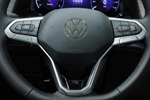 New 2025 Volkswagen Atlas SEL Premium R-Line image 11