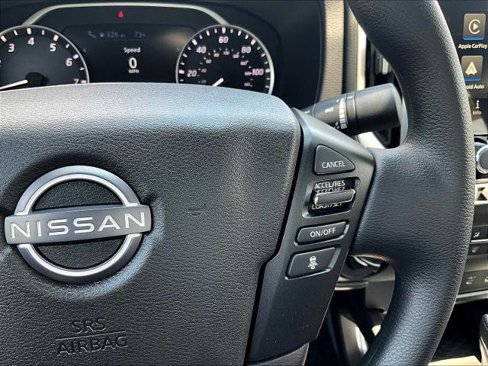 Certified 2025 Nissan Frontier SV image 23