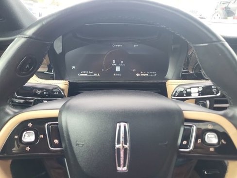 Used 2021 Lincoln Corsair Reserve w/ Equipment Group 201A image 11