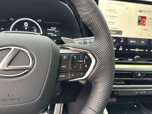 New 2025 Lexus TX 500h AWD image 20