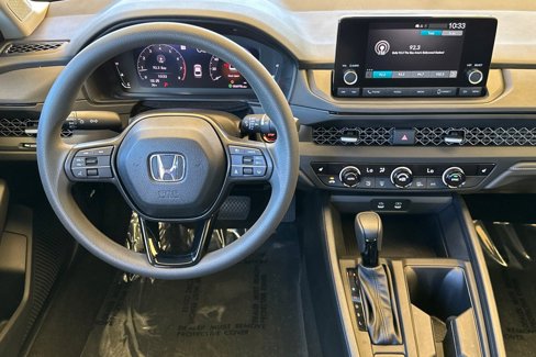 Used 2025 Honda Accord SE image 17