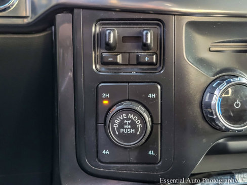 Used 2022 Ford F150 Lariat w/ Equipment Group 502A High image 26