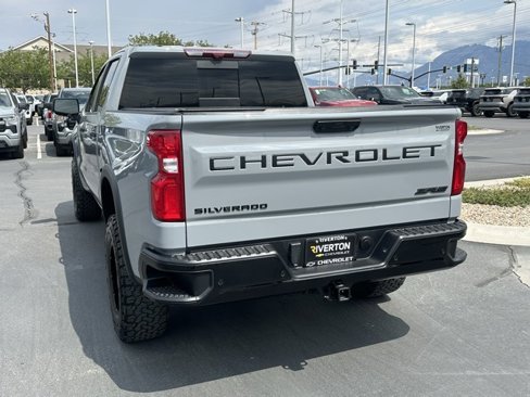 Used 2025 Chevrolet Silverado 1500 ZR2 w/ Technology Package image 8