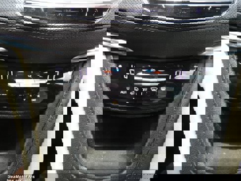 Used 2017 Cadillac XT5 Luxury image 29