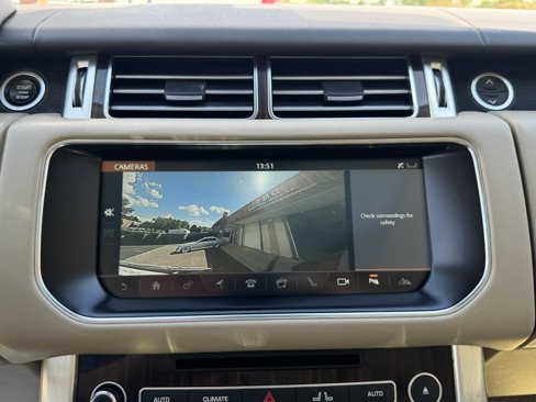 Used 2017 Land Rover Range Rover HSE image 35