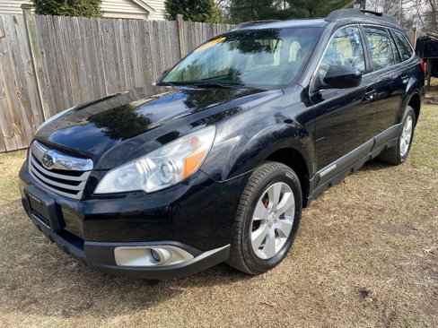 Used 2012 Subaru Outback 2.5i w/ Alloy Wheel Pkg image 2