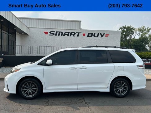 Used 2019 Toyota Sienna SE image 10
