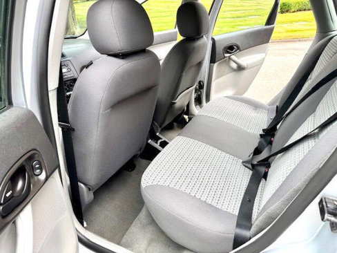 Used 2007 Ford Focus SE image 22