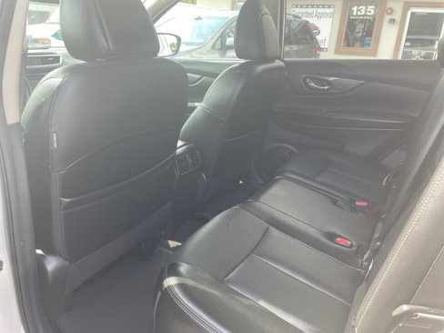 Used 2016 Nissan Rogue SL image 26