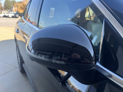 Certified 2025 Mercedes-Benz GLC 300 image 8