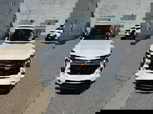 Certified 2025 Chevrolet Trax LS image 2