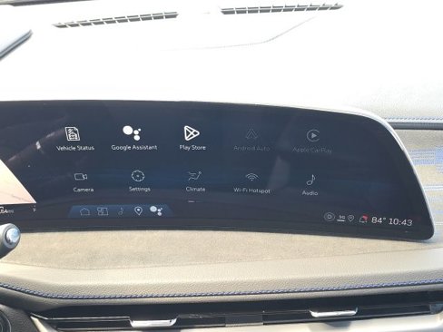 Used 2025 Cadillac XT4 Sport image 30