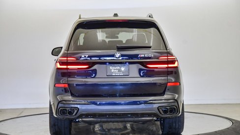 New 2026 BMW X7 M60i image 3