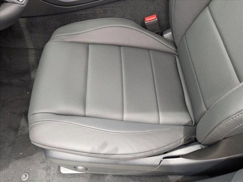 New 2025 Mercedes-Benz GLE 350 4MATIC image 4