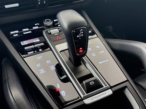 Certified 2023 Porsche Cayenne Turbo S image 14