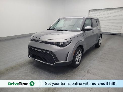 Used 2023 Kia Soul LX image 1