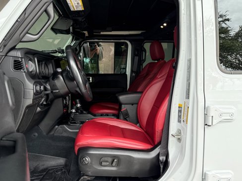 Used 2024 Jeep Wrangler Unlimited Rubicon 392 image 22