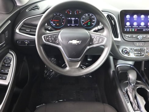 Used 2023 Chevrolet Malibu LT image 30