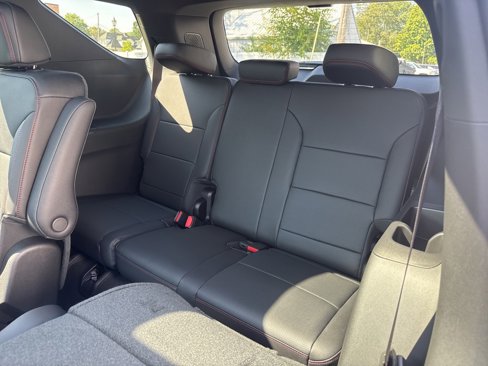 New 2026 Chevrolet Traverse Z71 w/ Driver Confidence Package image 17