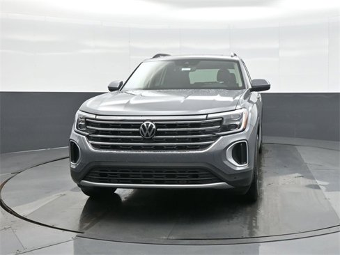 New 2026 Volkswagen Atlas SE image 2