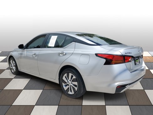 Used 2024 Nissan Altima 2.5 S image 6