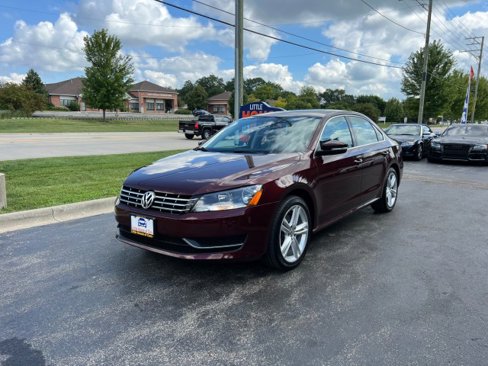 Used 2014 Volkswagen Passat 1.8T SE image 3