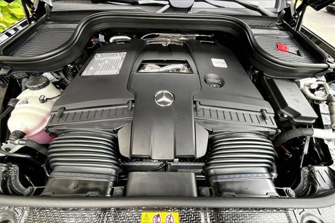 New 2026 Mercedes-Benz GLS 580 4MATIC image 11