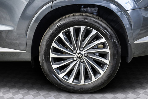 Used 2025 Hyundai Palisade Calligraphy image 38