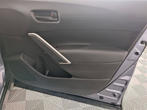 Used 2024 Toyota Corolla Cross LE image 31