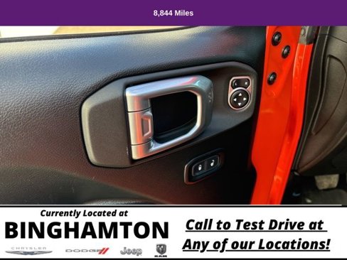 Used 2023 Jeep Wrangler Unlimited w/ Cold Weather Group image 9