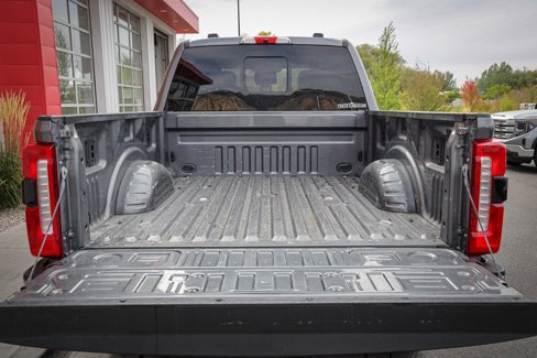 Used 2024 Ford F250 Lariat image 5