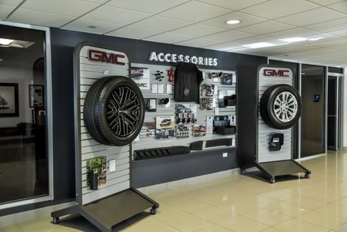 New 2025 GMC Hummer EV 2X w/ LPO, Sport Package image 31