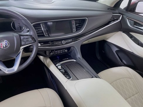 Used 2024 Buick Enclave Avenir w/ Avenir Technology Package image 23