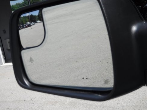 New 2026 RAM 1500 4x4 Crew Cab image 39