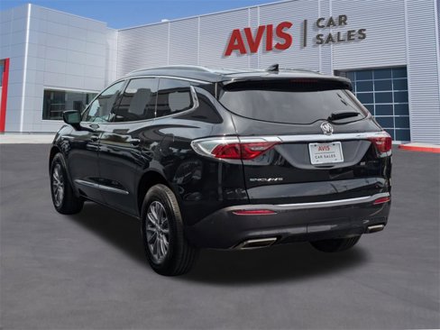 Used 2024 Buick Enclave Premium image 9