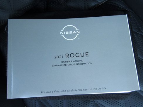 Used 2021 Nissan Rogue Platinum image 26