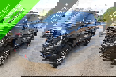 Used 2023 GMC Sierra 1500 AT4 w/ AT4 Premium Package image 1