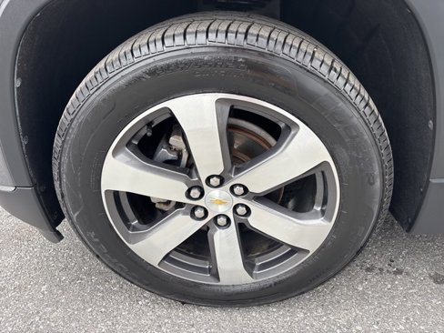 Used 2019 Chevrolet Traverse LT w/ LT Premium Package image 28