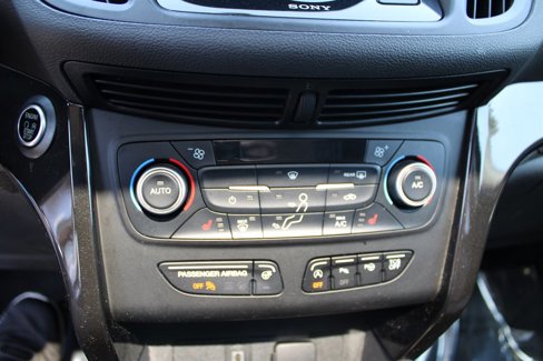 Used 2019 Ford Escape Titanium image 25